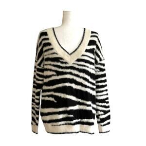 Peck & Peck Sweater Black Ivory Zebra Print V-Neck Oversized Soft Fuzzy Large